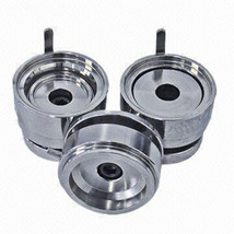 Kitűző prés szerszám